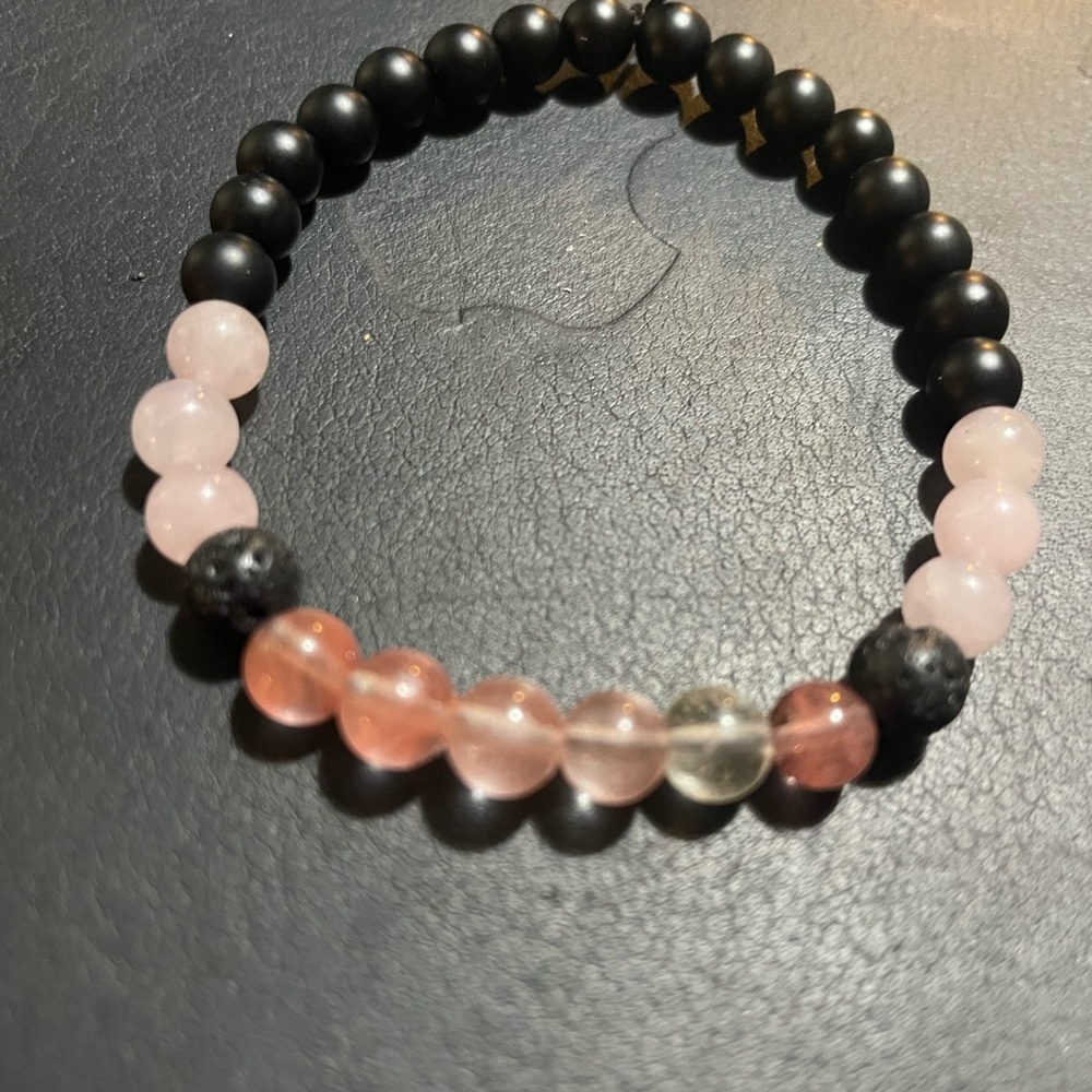 Cherry 🍒 quartz & obsidian gemstone bracelet